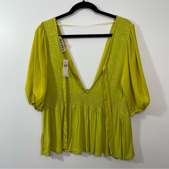 Anthropologie Dolan NWT Cutout VNeck Top - Picture 6 of 6
